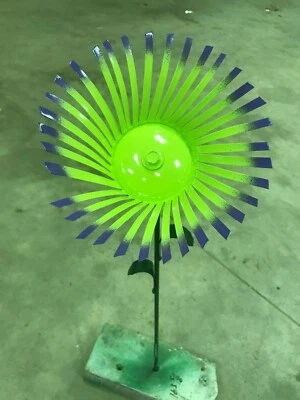 All recycled metal  flower home garden stake yard art lawn ornament 22" tall - Image 1 of 2