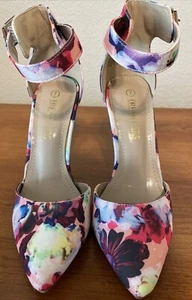 Traumpaar hochhackige Damen 7 Pumps Stilettos Knöchelriemen spitz zulaufend - Bild 1 von 13