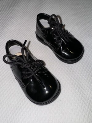 Angel Black Patent Baby Dress Shoes - size 2 - Image 1 of 4