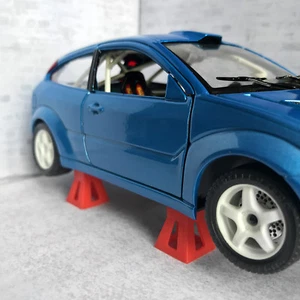 4 supporti jack asse per diorama garage/officina modellino auto scala 1:24 - Foto 1 di 5