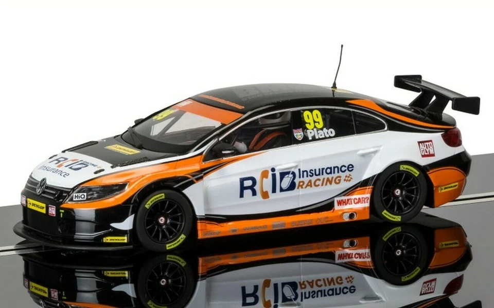 Scalextric C3737, BTCC Volkswagen Passat - Jason Plato, Brands Hatch 2015, 1:32 - Image 1 of 4