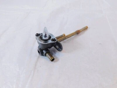 Yamaha Road Royal Star V-Star 1100 Clásico Personalizado Tanque de Combustible de Gas Válvula Petcock Foto 1 de 4