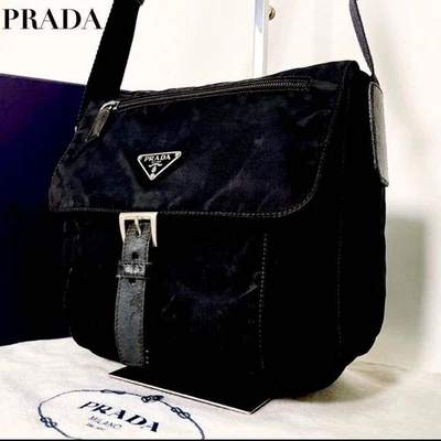 Bolso Bandolera de Hombro Prada Tessuto Nylon Negro NERO BT8994 Para Mujer Usado Foto 1 de 4