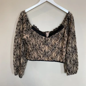 Willow & Root Floral Lace Cropped Top beige schwarz gefüttert Mieder gesmokt Medium - Bild 1 von 6