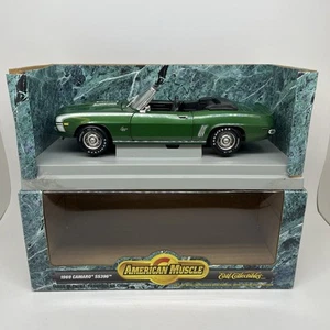 1:18 ERTL AMERICAN MUSCLE 1969 CHEVROLET CAMARO SS396 CONVERTIBLE GREEN W/ BOX - Picture 1 of 10