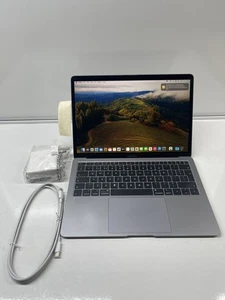 Apple MacBook Air A1932 13" i5-8210Y 16GB RAM 250GB NVMe Laptop - Afbeelding 1 van 10