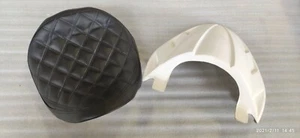 UPHOLSTERED SEAT (ONLY) FOR RAY REAR FENDER HARLEY DAVIDSON V-ROD NIGHT ROD VROD - Picture 1 of 7