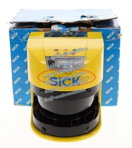 1 Stück Neu Sick S30A-7011CA Sicherheits-Laserscanner S30A7011CA - Bild 1 von 1