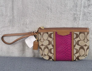 NWT Coach Khaki Cherry Wristlet F51724 Top Zip Signature Embossed Snakeskin - Picture 1 of 8