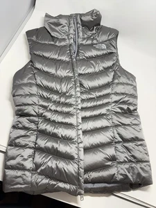 The North Face Vest Women's Small 550 Goose Down Puffer Full Zip Silver - Picture 1 of 15