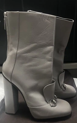 S-363803 AUTÉNTICOS GUCCI Cuero Lillian Botas al Tobillo Talla US 8.5 Foto 1 de 4