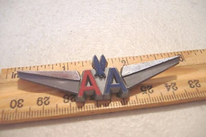 ~AMERICAN AIRLINES~PLASTIC WINGS PIN~STOFFEL SEALS~TUCKAHOE NY~ - Picture 1 of 2