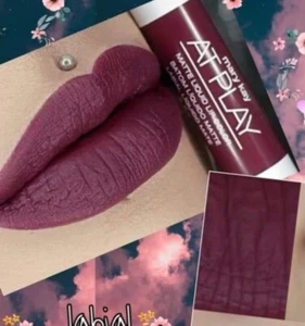 Kit de labios líquidos mate Mary Kay AT PLAY - BAYA FUERTE - Imagen 1 de 2