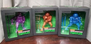 Lote de 3 figuras de vinilo Teenage Mutant Ninja Turtles Kidrobot - NUEVO - Imagen 1 de 8