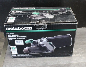 Metabo HPT SB8V2M Levigatrice a nastro compatta con cavo 9,0 Amp velocità variabile 3" x 21" - Foto 1 di 5