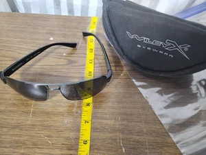 WXiley X GUN METAL TONE Frame  GRAY Lens SUNGLASSES WITH CASE M18 Bn12 - Picture 1 of 6