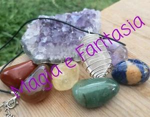 Kit Starter Pietre dei 7 Chakra + Drusa Ametista con Collana e Ciondolo Spirale - Picture 1 of 7