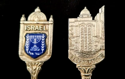 Lote De 2 Cucharas De Recuerdo De Colección Israel Esmalte - Jerusalén En Relieve Plata EPNS Foto 1 de 4