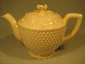 Ceramic Off-whiteTEAPOT with LID Made in Japan [G2c] - Imagen 1 de 8