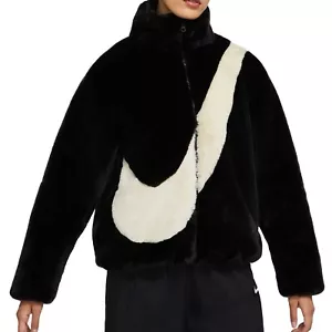 Nike Sportswear NSW Damen XS übergroße Swoosh Kunstfell schwarze Jacke DM1759-010 - Bild 1 von 9