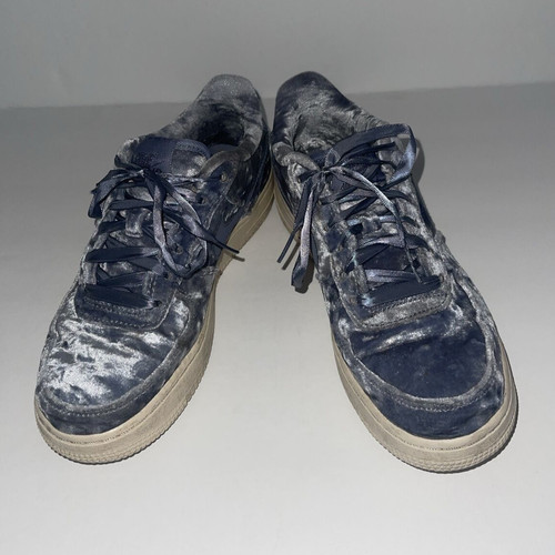 Nike Velvet Air Force 1 LV8 Sky Blue Sneakers (849345 401) taglia 5 5 anni