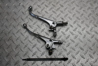 1966 Triumph Bonneville Tr6 - Alavancas de freio dianteiro e embreagem OEM - Imagem 1 de 4