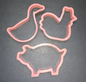 Vintage Set Of 3 Cookie Cutters Farmyard Friends Wilton 1988 Pink Plastic  - Picture 1 of 6