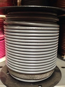 Carrete a granel calibre 14 100 pies, alambre de cobre varado de color gris (hecho en EE. UU.) - Imagen 1 de 3