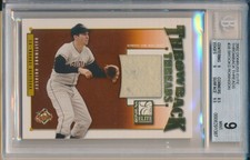 2002 Donruss Elite Brooks Robinson Throwback Threads Jersey Card BGS 9 #020/100