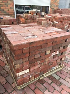 Recycled Solid Red Bricks. Mount Eliza $1.40 or $1 (wall). Will Separate 2000+ - Picture 1 of 5