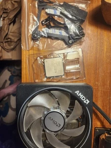 Procesor AMD Ryzen 7 3800X (3,9 GHz, 8 rdzeni, gniazdo AM4) z chłodnicy powietrza Wrath - Zdjęcie 1 z 1