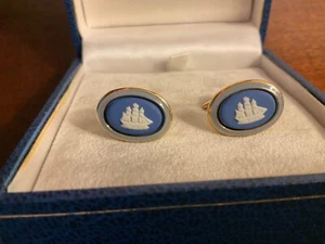 WEDGWOOD BOXED BRAND NEW MENS TALL SHIP CUFFLINKS DARK BLUE JASPAR.GOLD PLATED. - Picture 1 of 5