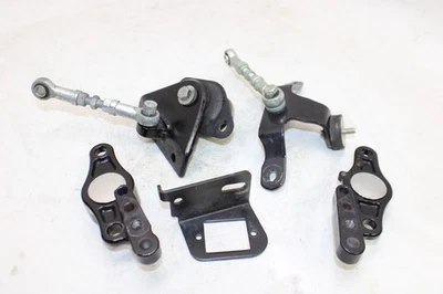 Harley-Davidson Street Glide FLHX 2007 OEM BASCULANTE CONJUNTO DE SOPORTES DE MONTAJE DE MOTOR Foto 1 de 4