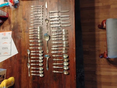 Juego de 48 piezas de cubiertos vintage Roger ONeida rosa barroca 1881 ver fotos Foto 1 de 4