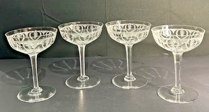 Elegant Etched Crystal Tall Sherbet Champagne Glasses Swag Garland Set of 4 READ - Picture 1 of 11