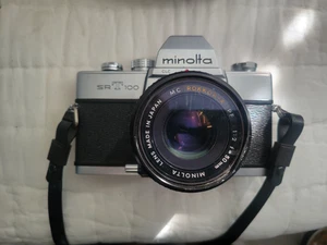 MINOLTA SRT 100 35MM CAMERA - Picture 1 of 4