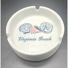 Cendrier souvenir en céramique vintage blanc avec coquilles bleues et roses Virginia Beach neuf avec étiquettes