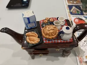 Paul Cardew Baking Day Teapot 8”x8” Limited Ed 694/3000 - Picture 1 of 6