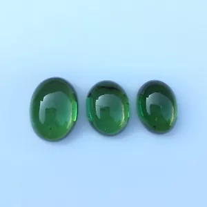 Fabulous green tourmaline cabochon gemstone good color 3 pieces oval 10.90 carat - Picture 1 of 5