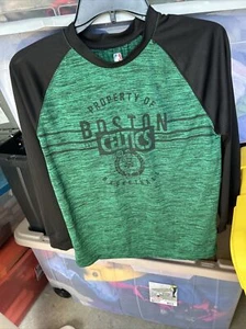 NBA Boston Celtics Long Sleeve Lightweight Heather Green Shirt Boys 14/16 - Picture 1 of 8