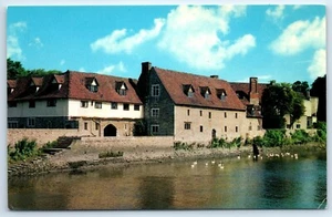 Postcard Aylesford Priory Kent Pilgrims Hall from the River Medway - Picture 1 of 2