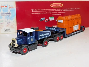 LLEDO TRACKSIDE SCAMMELL BALLAST WITH LOW LOADER & LOAD PICKFORDS DG110000 - Picture 1 of 6