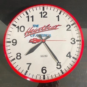 Vintage HEARTBEAT OF AMERICA Wall Clock Chevy Chevrolet Acu-Rite Made in USA 13" - Picture 1 of 10