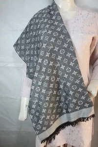 Louis Vuitton Stole Shawl Wrap Silk Wool Polyamide Mohair Grey Used - Picture 1 of 10