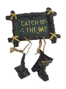 Catch Of the Day Hanging Bad Day Fishing Fridge Magnet Dad Brother Spouse Gift - Picture 1 of 3