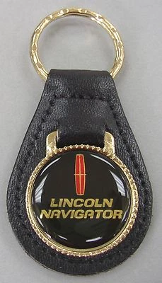 Gold tone LINCOLN NAVIGATOR #4118 Leather Lincoln Star Keyring 2008 2009 - 2012 - Image 1 of 4