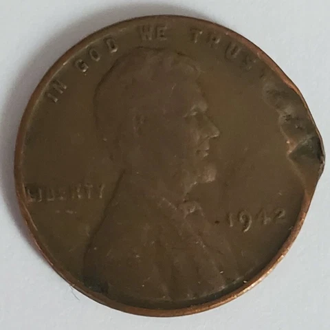 1942 Lincoln penny/cent; Possible ERROR???; See Pics; Circulated; FREE Ship Cover