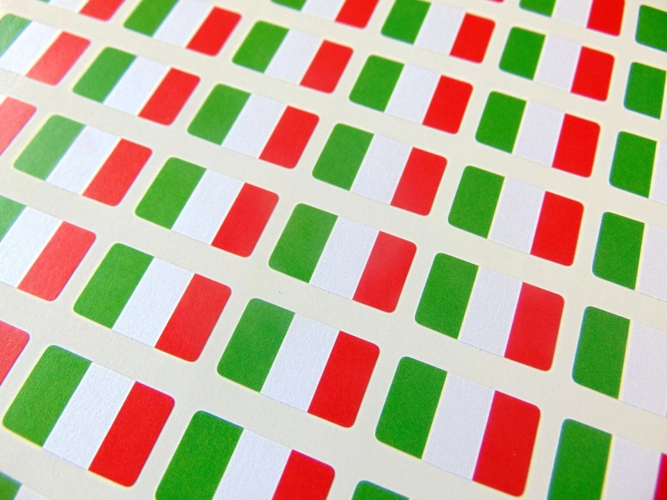 Pack of 64 Small Mini 20x12mm Italy Italian Flag Stickers, Sticky Labels - Bild 1 von 1