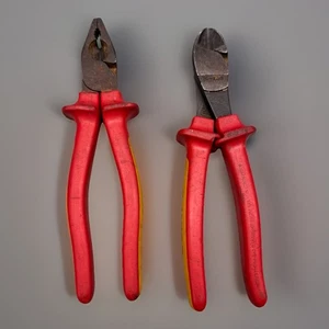 Knipex 74 08 200 T High Leverage Diagonal Cut 1000V Insulated & 02 08 200 PLIERS - Picture 1 of 10