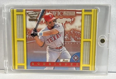 2000 Pacific - Ivan Rodriguez Foul Pole Net-Fusions Relic Texas Rangers MVP - Image 1 of 2